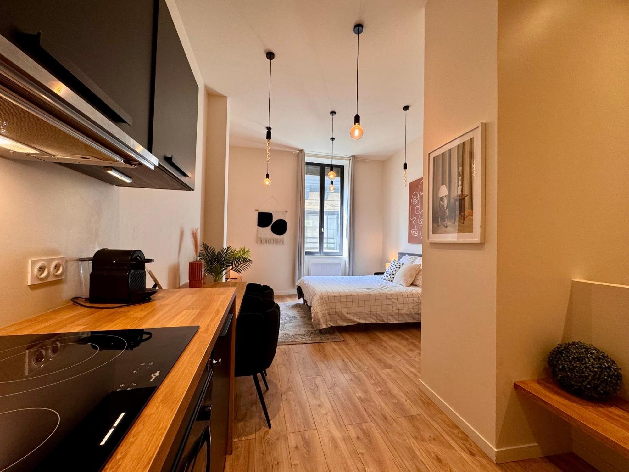 Suite Coachella Лион Экстерьер фото