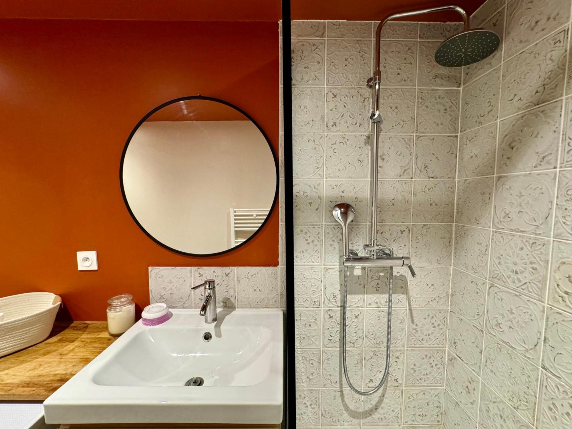 Suite Coachella Лион Экстерьер фото